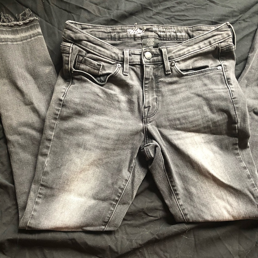 Mossimo women black/gray washed out mid rise jeans